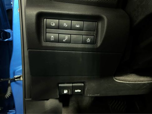 Used 2025 Nissan Kicks Play S image 16