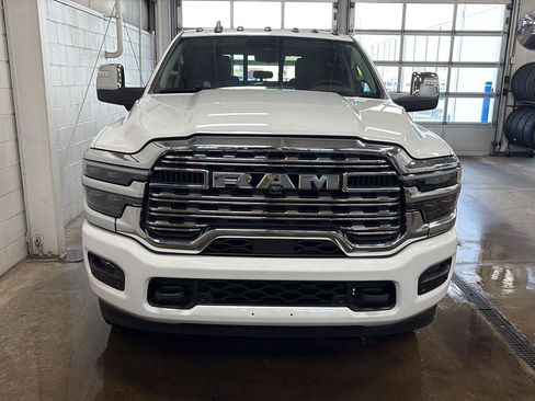 New 2026 RAM 3500 Longhorn AWD/4WD image 47