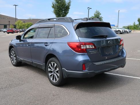 Used 2017 Subaru Outback 2.5i Limited AWD/4WD image 5