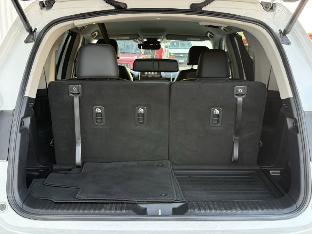 Used 2025 Honda Pilot EX-L image 31