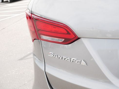 Used 2018 Hyundai Santa Fe Sport AWD/4WD image 17