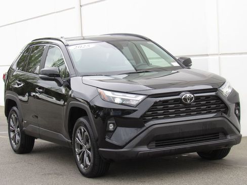 Certified 2025 Toyota RAV4 XLE Premium AWD/4WD image 2