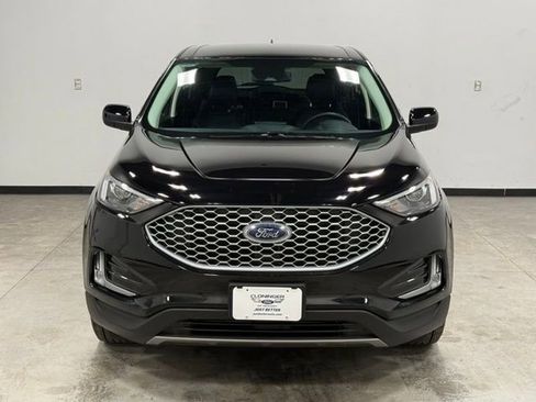 Certified 2023 Ford Edge SEL w/ Convenience Package image 4