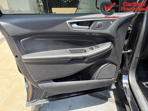 Used 2022 Ford Edge Titanium w/ Equipment Group 301A AWD/4WD image 52
