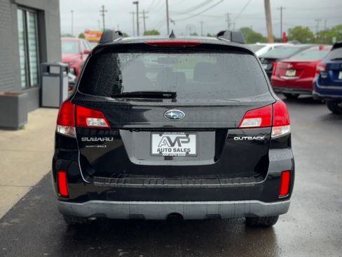 Used 2012 Subaru Outback 2.5i Limited w/ Moonroof Pkg AWD/4WD image 3