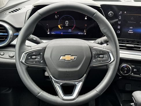 New 2026 Chevrolet Trax LT w/ Driver Confidence Package FWD image 12