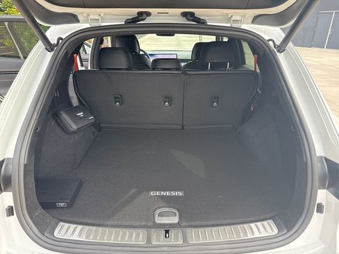 New 2026 Genesis GV70 2.5T Sport Prestige AWD/4WD image 13