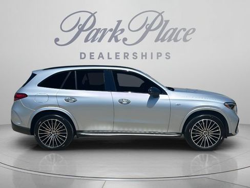 Used 2025 Mercedes-Benz GLC 350e 4MATIC image 6