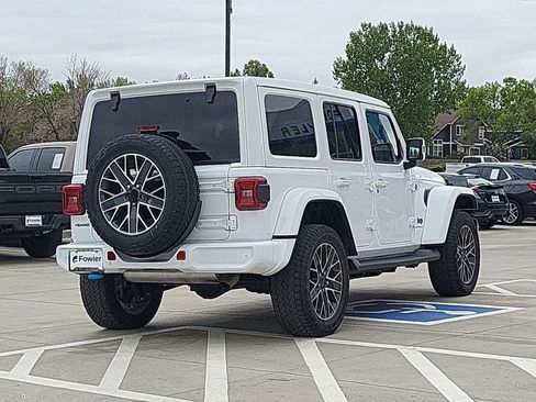 Used 2024 Jeep Wrangler High Altitude AWD/4WD image 8
