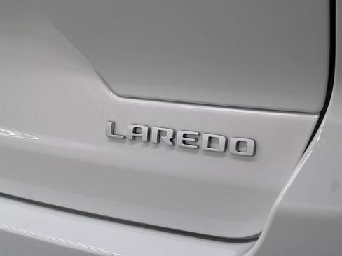 New 2026 Jeep Grand Cherokee Laredo X AWD/4WD image 39