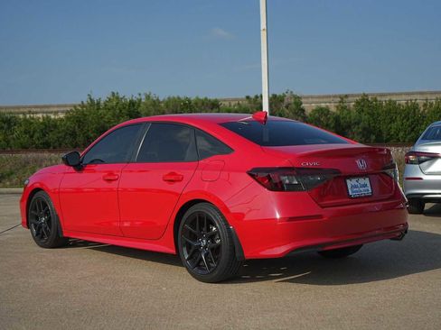 Certified 2025 Honda Civic Sport image 4