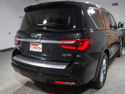Used 2023 INFINITI QX80 Luxe w/ Cargo Package image 7