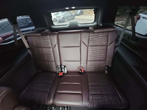 Certified 2021 Cadillac Escalade ESV Sport Platinum image 33