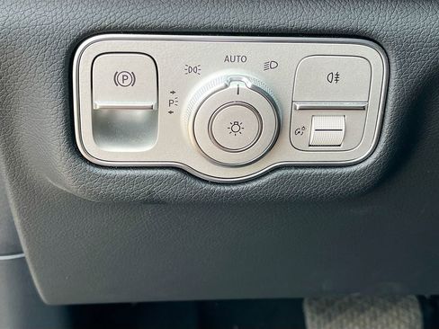 Used 2023 Mercedes-Benz GLE 350 image 21