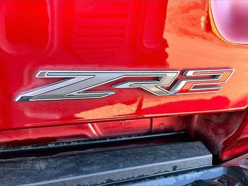 Used 2023 Chevrolet Colorado ZR2 w/ ZR2 Convenience Package III image 7