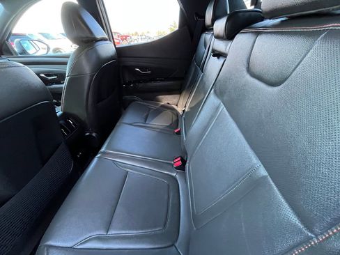 Used 2025 Hyundai Santa Cruz Limited image 25