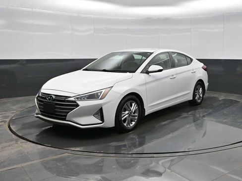 Used 2020 Hyundai Elantra SEL image 4
