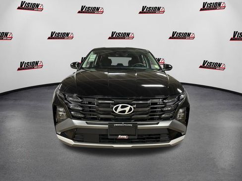 Certified 2025 Hyundai Tucson SE AWD/4WD image 2