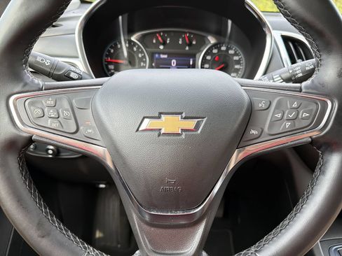 Used 2024 Chevrolet Equinox LT AWD/4WD image 14