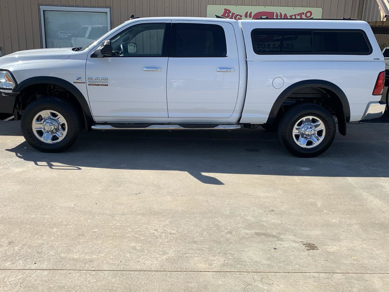 Used 2017 RAM 2500 SLT AWD/4WD image 5