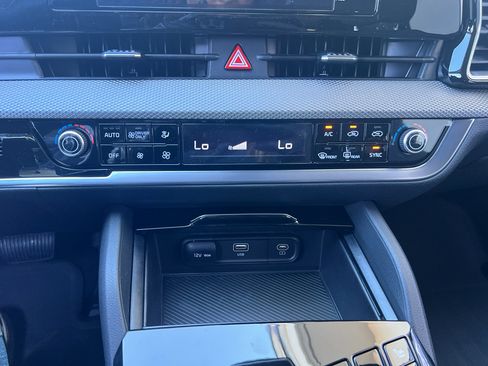 New 2025 Kia Sportage LX image 20