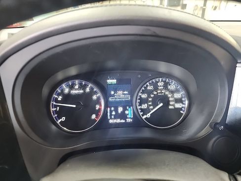 Used 2017 Mitsubishi Outlander ES AWD/4WD image 10