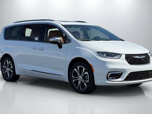 New 2026 Chrysler Pacifica Pinnacle AWD/4WD image 8