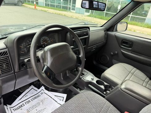 Used 1999 Jeep Cherokee Sport RWD image 12