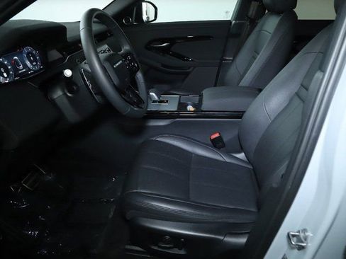 Certified 2025 Land Rover Range Rover Evoque S AWD/4WD image 19