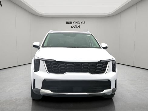 Used 2025 Kia Sorento S w/ Panoramic Sunroof Package FWD image 10