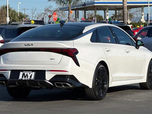 New 2026 Kia K5 GT image 4