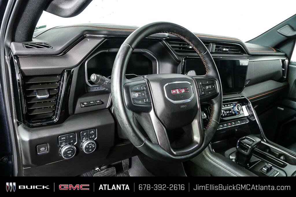 Used 2024 GMC Sierra 1500 AT4 w/ Technology Package AWD/4WD image 5