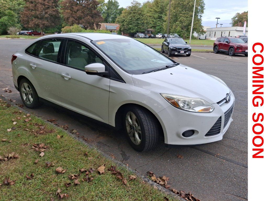 Used 2013 Ford Focus SE FWD image 4