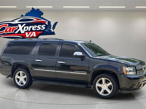 Used 2013 Chevrolet Suburban LTZ AWD/4WD image 18