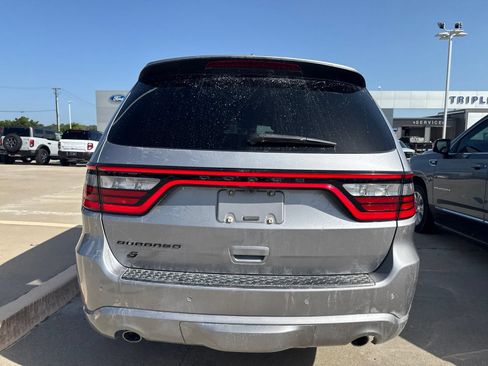 Used 2021 Dodge Durango SXT AWD/4WD image 3