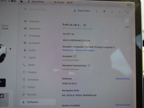 Used 2019 Tesla Model 3 Standard Range Plus image 13