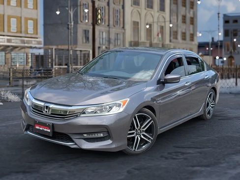 Used 2017 Honda Accord Sport Special Edition image 3