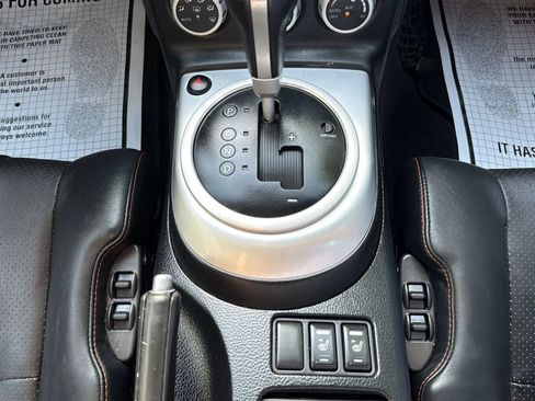 Used 2007 Nissan 350Z Touring RWD image 29