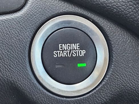 Used 2024 Chevrolet Equinox LT w/ LPO, Floor Liner Package image 21