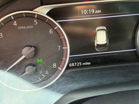 Used 2024 Nissan Rogue S FWD image 3