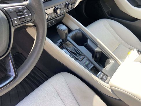 Certified 2023 Honda Accord EX image 13