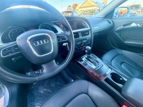 Used 2010 Audi A5 2.0T Premium image 12