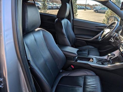 Used 2022 Mitsubishi Eclipse Cross SEL image 12