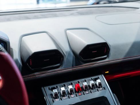 Used 2017 Lamborghini Huracan LP 580-2 image 34