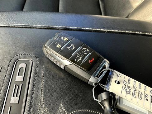 Used 2022 RAM 1500 Limited image 11