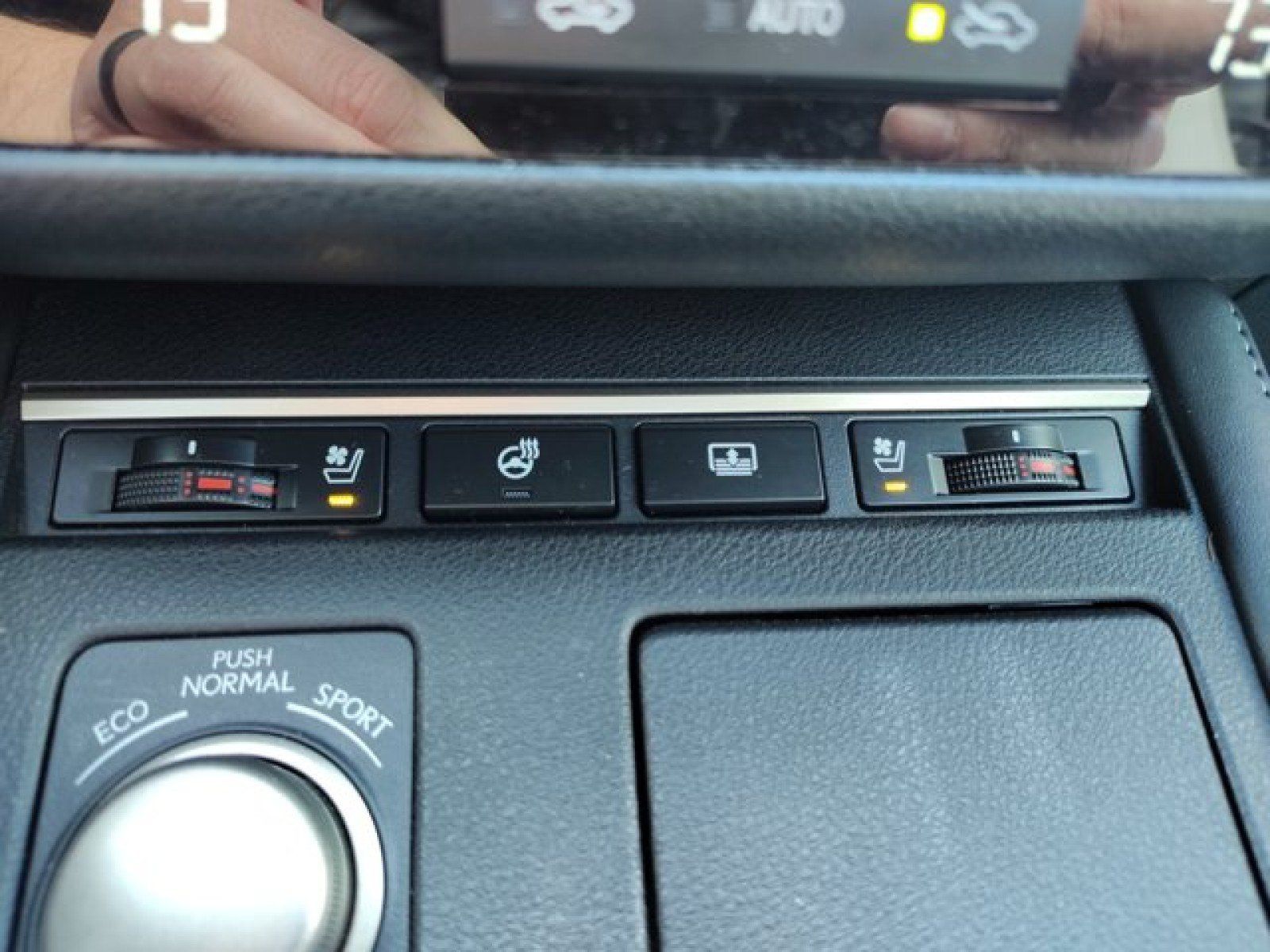 Used 2017 Lexus ES 350 w/ Luxury Package FWD image 25