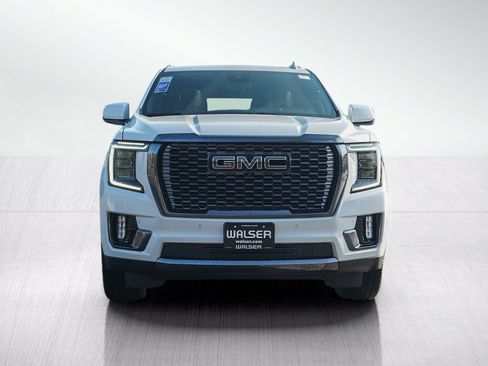 Used 2023 GMC Yukon Denali Ultimate AWD/4WD image 8
