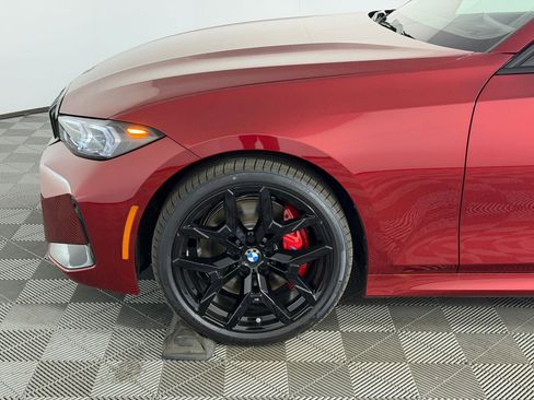 Used 2026 BMW 330i Sedan w/ M Sport Package RWD image 9