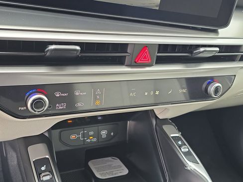 New 2026 Kia Sorento S image 24