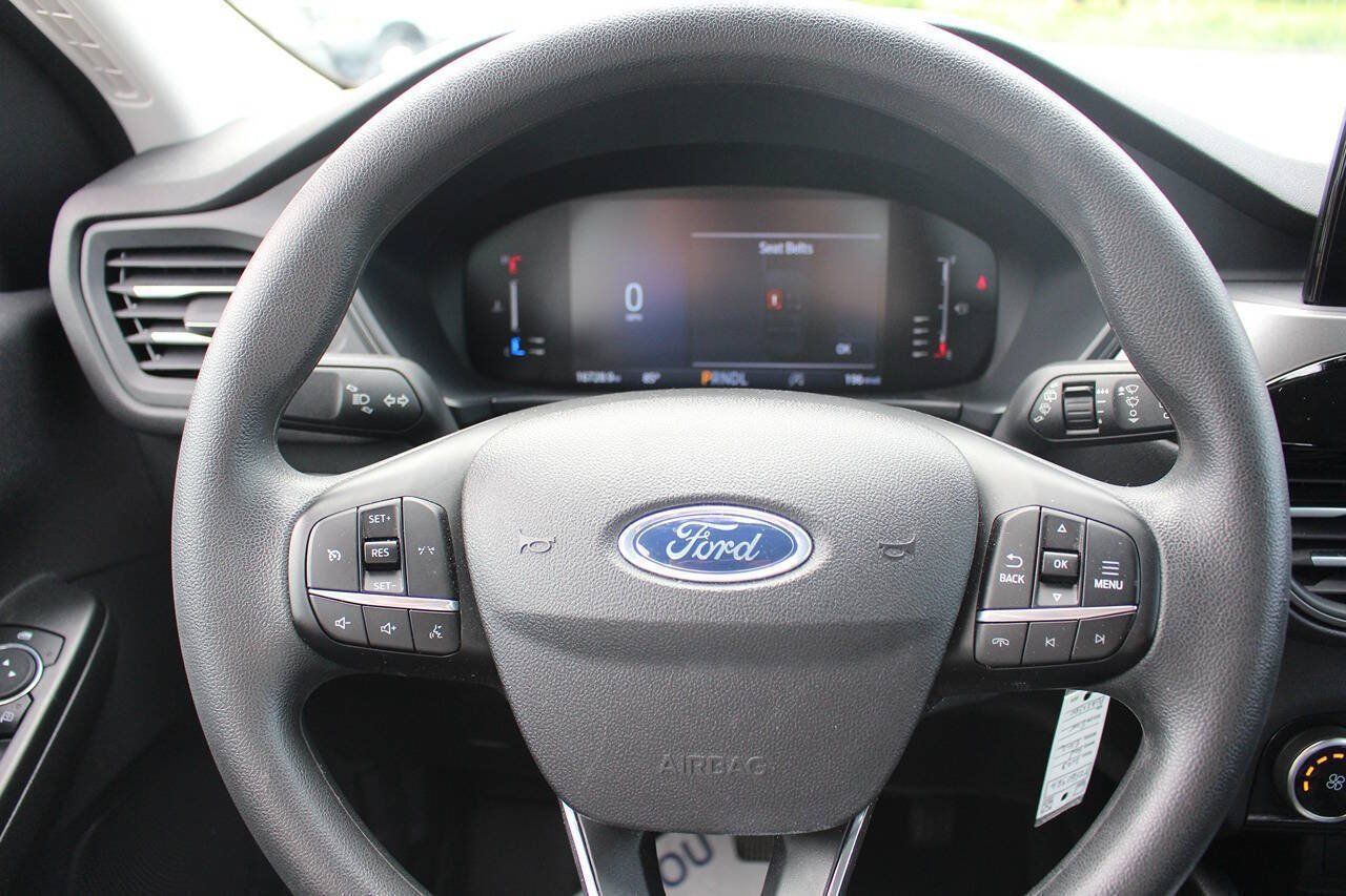 Used 2023 Ford Escape AWD image 13